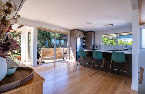 Coles Bay House | Hazards Escape - the Top Shack