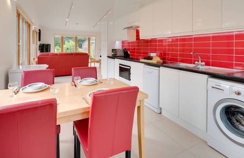 Stelling Ski Chalet | Hazel Barn in Canterbury