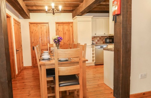 Watchet Cottage | HAZEL LODGE, pet friendly, with hot tub in Washford