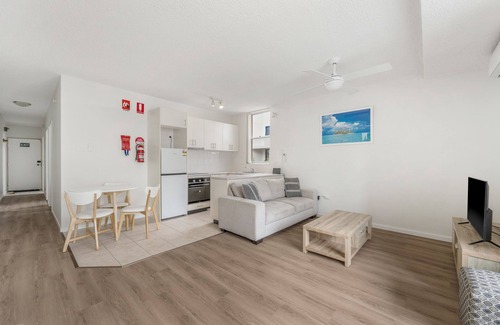 Port Macquarie Apartment | Headlands 12 - Coastal 2 bedroom unit located in Port Macquarie CBD