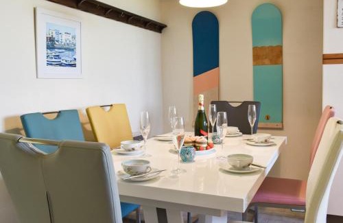 Coverack House | Headlands Hideaway