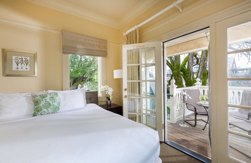 Healdsburg Bed & Breakfast | Healdsburg Inn on the Plaza, A Four Sisters Inn