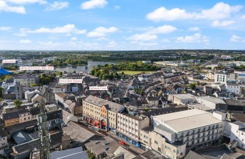 Galway City Centre House | Heart of City Centre Stunning View