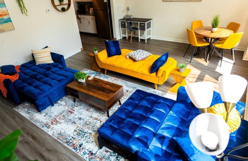 Mile Square Apartment | Heart of downtown Indianapolis with skywalk access to mall, fitness room, WiFi