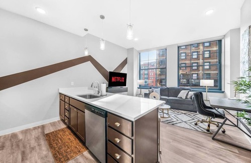 Playhouse Square Apartment | Heart of DT Unit | Free Heated Pool & Steam + Gym