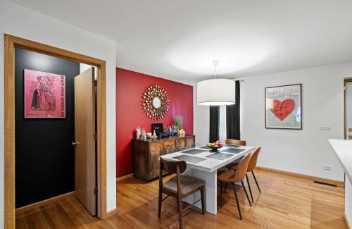 Chicago Apartment | Heart Of Humboldt Park Near Downtown Chicago
