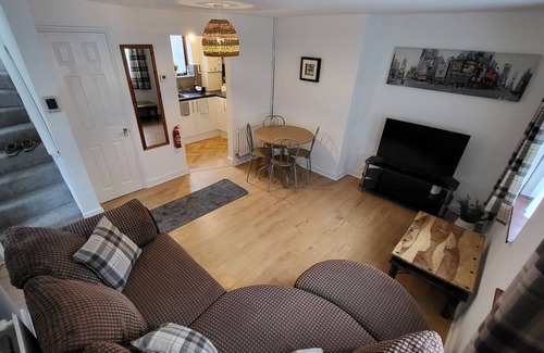 Lincoln House | Heart of Lincoln City, 3 bedrooms, sleeps 4 guests