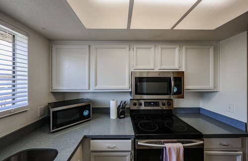 South Scottsdale Apartment | Heart of Old Town | 2BR w/Pool, Grill & Patio