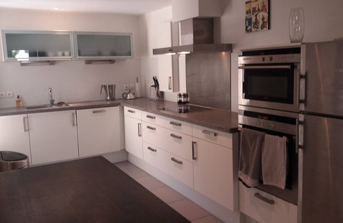 Centre Historique Apartment | HEART OF TOWN DUPLEX APARTMENT