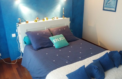 Centre Historique Apartment | HEART OF TOWN DUPLEX APARTMENT