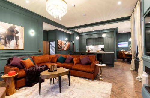 Buxton House | Hearthside Park Road