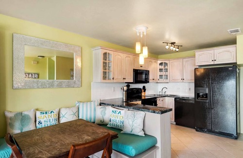 Santa Rosa Beach House | *Heated Community Pool | Gulf Views | Near Private Beach | Gated | Walk to Shops & Restaurants