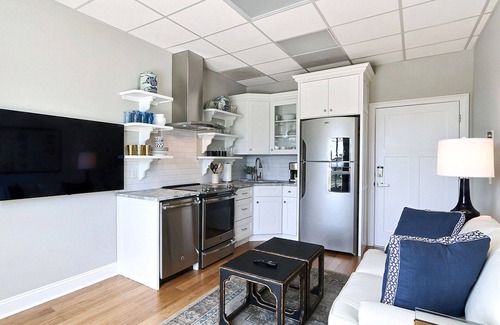 Tybee Island Apartment | Heated Pool Access | 5*Clean | Flex Cancelation