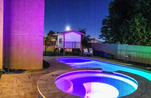 Peoria House | Heated pool and jacuzzi nTen minutes from cardinals/State Farm stadium westgate