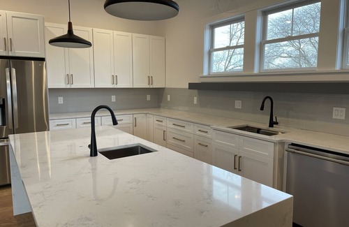 Cape May House | Heated pool and spa. Walk to the beach. With elevator.