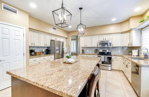 Ray Ranch Estates House | Heated Pool & Fire Pit: Family Home in Chandler