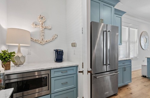 Village of Sugar Beach House | Heated Pool*Golf Cart*Bikes*Walk2Beach