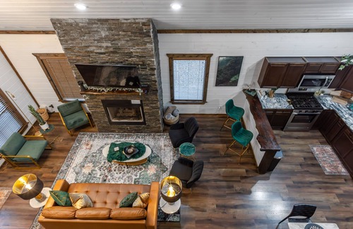 Broken Bow Cabin | Heated Pool|Hochatown adventure|Fun-Fam-Cabin!
