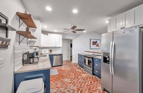 On Top of The World House | Heated Pool, Stylish Home | Grand Cypress Retreat