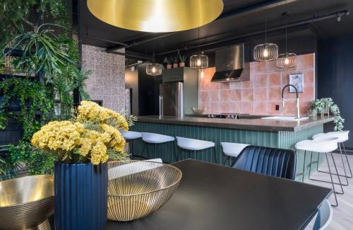 Saint-Roch Apartment | Heaven's Garden/Luxury penthouse downtown