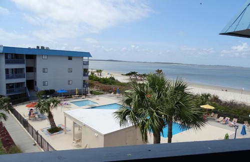 Tybee Island Apartment | Heavenly Beach Retreat - 1 Bedroom