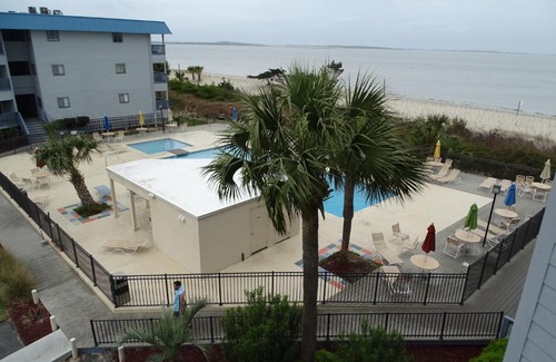 Tybee Island Apartment | Heavenly Beach Retreat - 1 Bedroom