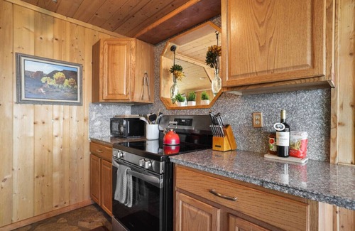 Tahoe Village House | Heavenly Escape | Lake Views, Pets OK | Sleeps 7