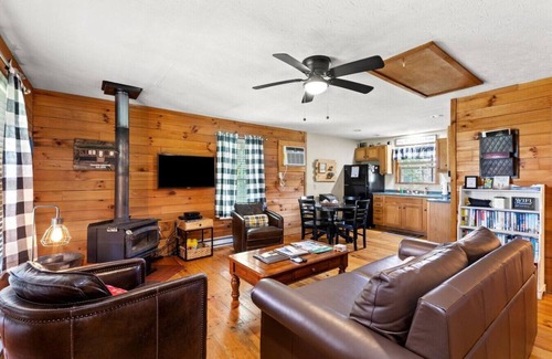 Beattyville Apartment | Heavenly Hideaway - near Red River Gorge, KY