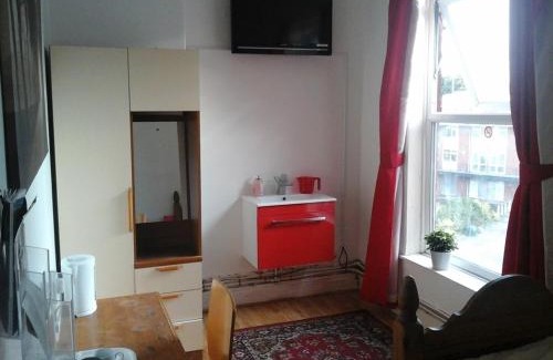 Sheffield Bed & Breakfast | Heavenly Nights Guest House