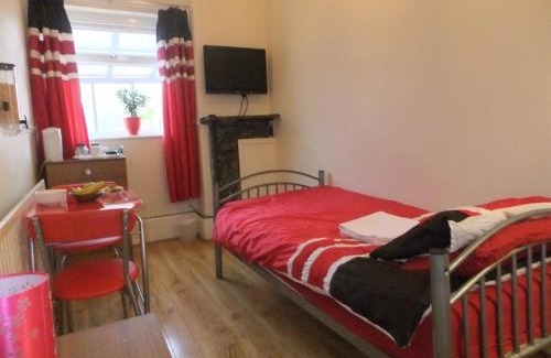 Sheffield Bed & Breakfast | Heavenly Nights Guest House
