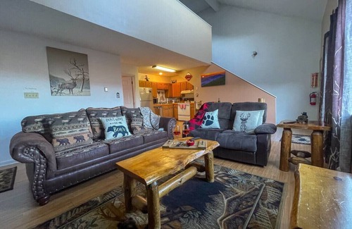 Chalet Village Cabin | Heavenly View | Hot Tub Game Room Pet-Friendly