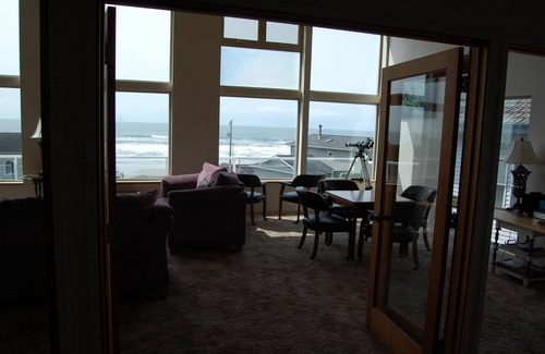 Florence House | Heceta Beach House Watch whales , spectacular ocean view and amazing sunsets