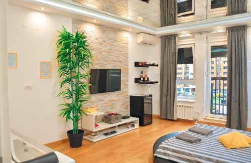Novi Beograd Apartment | Hedonist Spa-ABlok 1