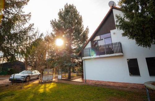Balatonszemes House | Hegyi Nyaraló Balatonszemes