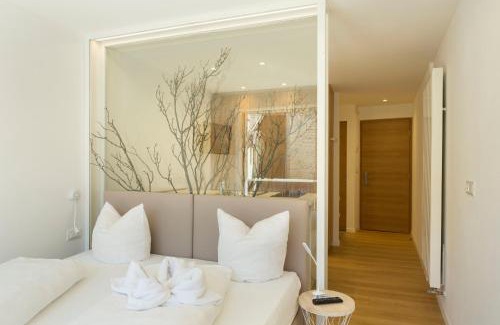 Silandro Apartment | HEIMAT - Chic & Spacious Alpine Escape Schlanders
