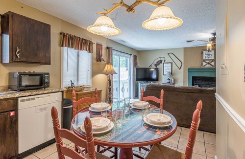 Helen Condo | Helen Riverfront 1BR 2BA Condo | Balcony Overlooking River | Downtown Helen