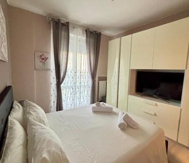Milan Apartment | Helianthos Home