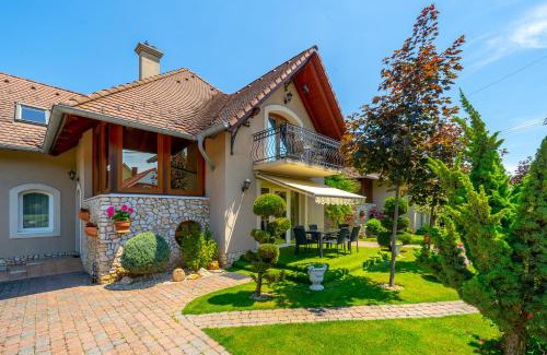 Balatonlelle Apartment | Helka Apartmanház