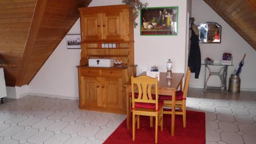 Burgaltendorf Apartment | Helle Ferienwohnung im Loft-Charakter