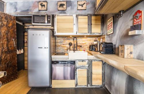 Cervinia Apartment | HelloCHALET - Cervinia Ski In Ski Out - Industrial Family Studio