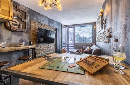Cervinia Apartment | HelloCHALET - Cervinia Ski In Ski Out - Industrial Family Studio