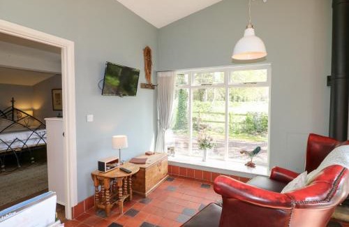 Rugeley House | Hen House View