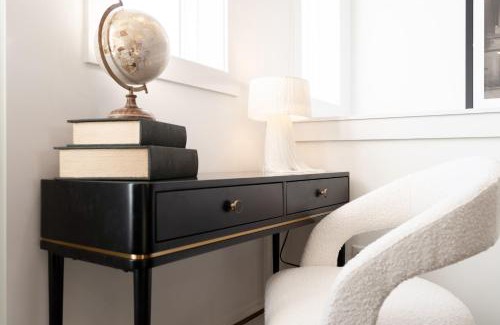Talbot's Corner House | Henley & Hank at The Lucy by Stay Local Nashville