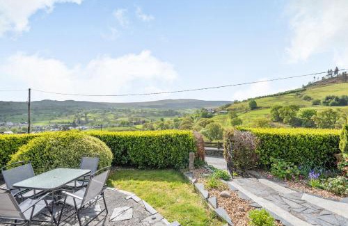 Manod House | Henrhiw Bach