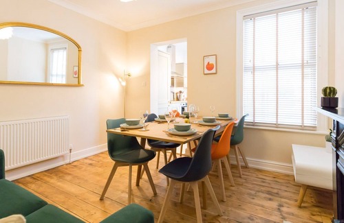 Norwich Cottage | Henrietta House | Walking Distance to Norwich City Centre!