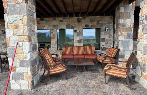 Island Park House | Henrys Lake Walkout Cabin