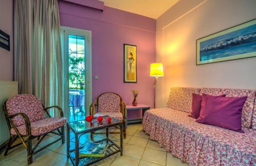 Agios Dimitrios Apartment | Heraklion Beach Hideaway Explore, Relax, Repeat-3