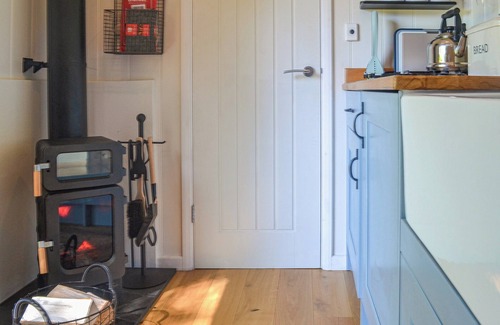Llangadog Cottage | Herdwick Hut Mountain Retreat
