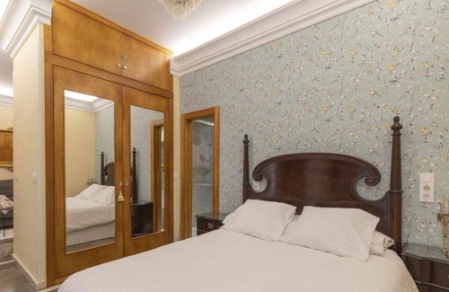 Centro - Sagrario Apartment | Here at Casa En Granada