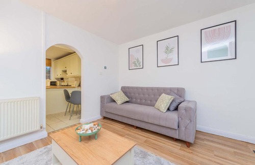 Meole Brace Apartment | Hereford Road Shrewsbury Cottage